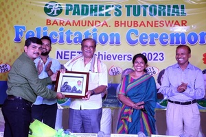 Felicitate to Chef guest Hon'ble Minister Sri Ashok Chandra Panda, NEET (UG)- 2023